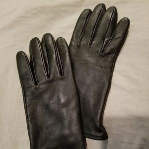 Charter Club Leather Gloves